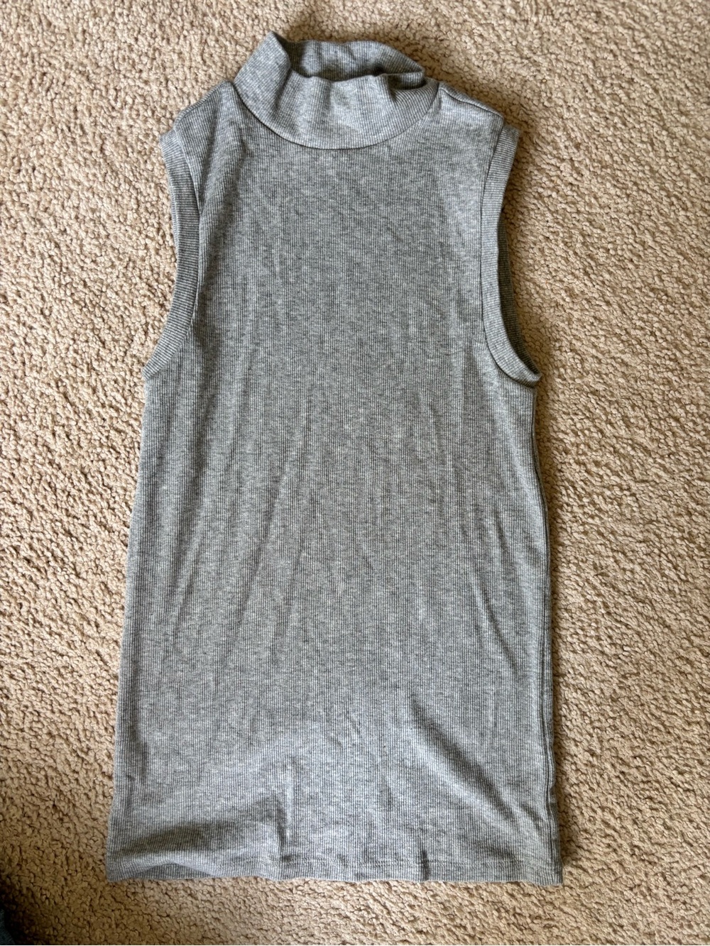 GAP Sleeveless Gray Ribbed Mock Neck top